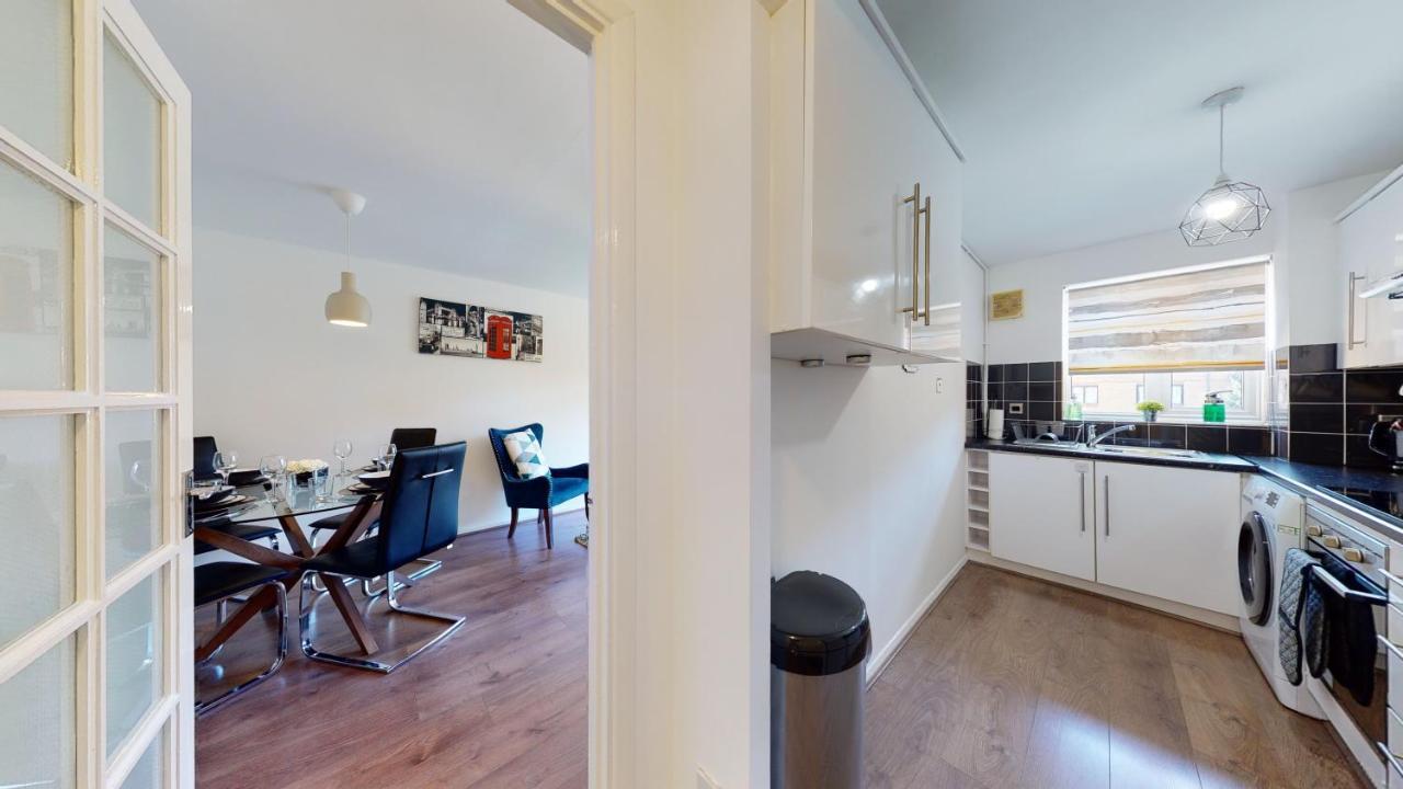 2bedrm-4guests-parking-nearstation Appartement